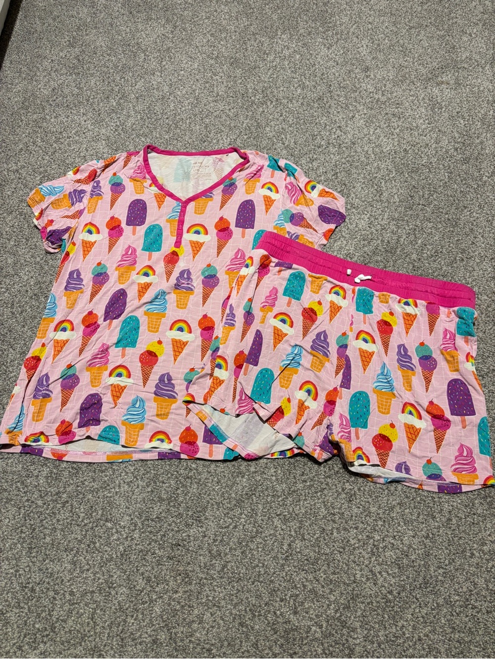 Little Sleepies Women’s Pink Ice Cream & Rainbow Short Pajama Set (L)